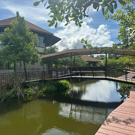 The Beatles Lagoon-3